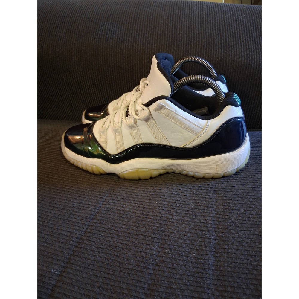 Jordan‎ 11 Retro Low Emerald White Green Sneakers 528896-145 Womens 8.5 / 7Y